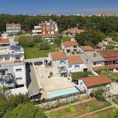 Apartamento In Croatia Near Stunning Coastline Pula