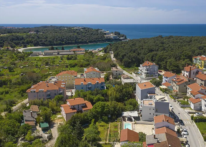 In Croatia Near Stunning Coastline Apartamento Pula